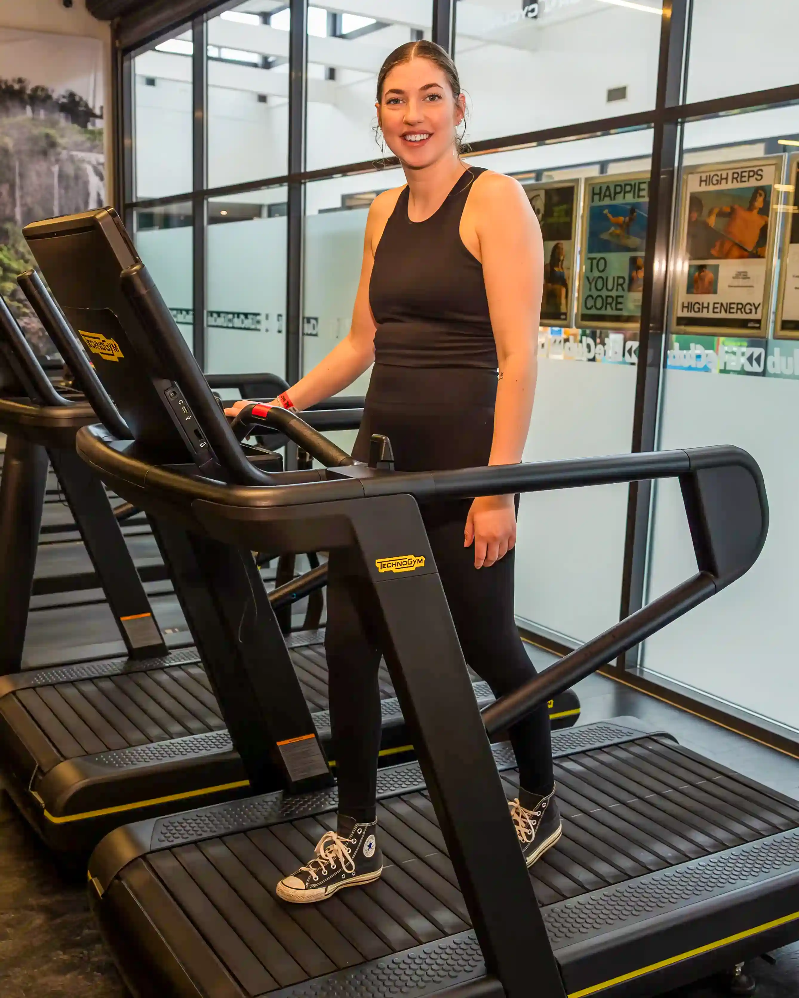 Johanne træner på Skillrun i LifeClub