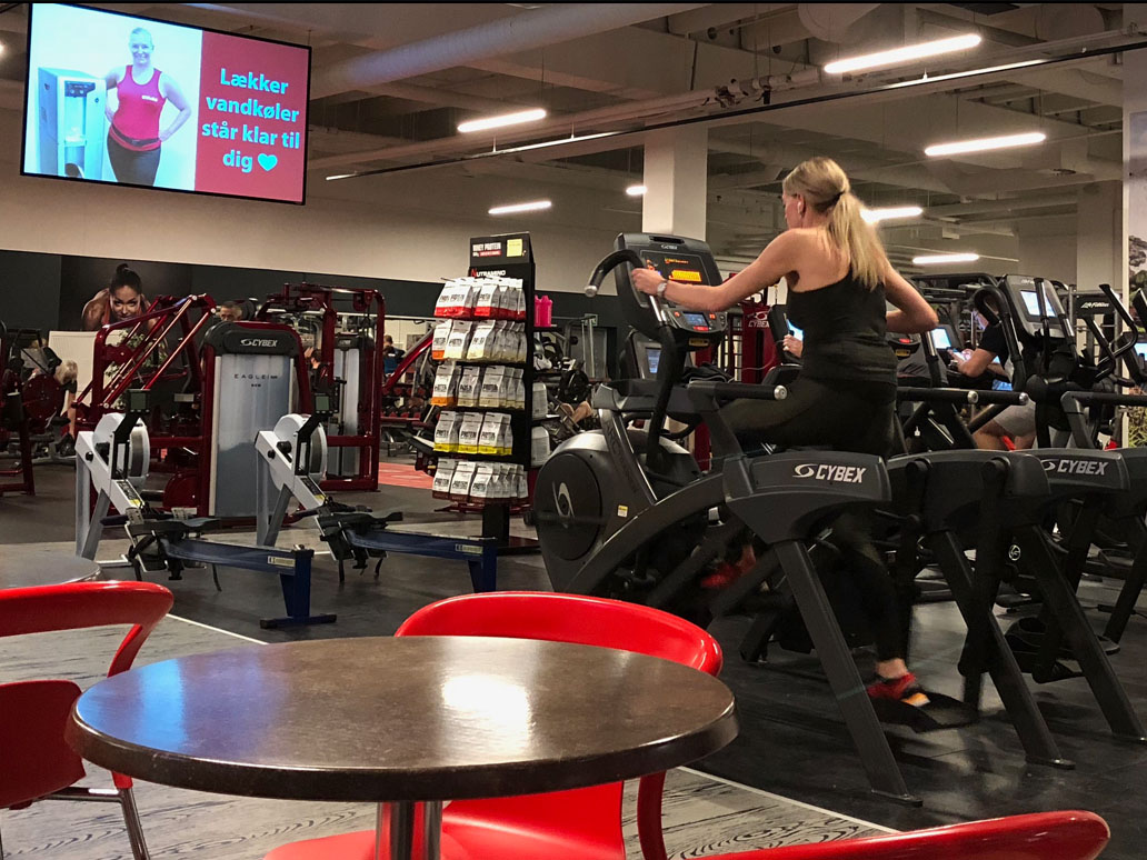 LifeClub screen